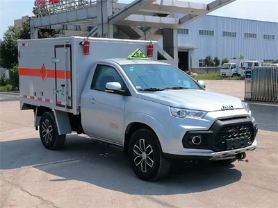 江鈴域虎四驅(qū)皮卡防爆車