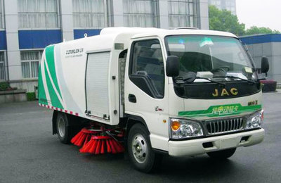 綠動未來 新能源環衛掃路車崛起重塑城市清潔新格局