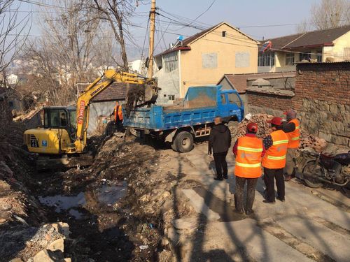 桑德環衛 以鋼鐵之臂，還城市潔凈底色——大型機械如何“根治”陳年垃圾頑疾
